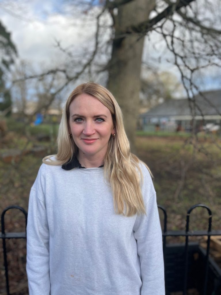 Photo of Becky Thomas